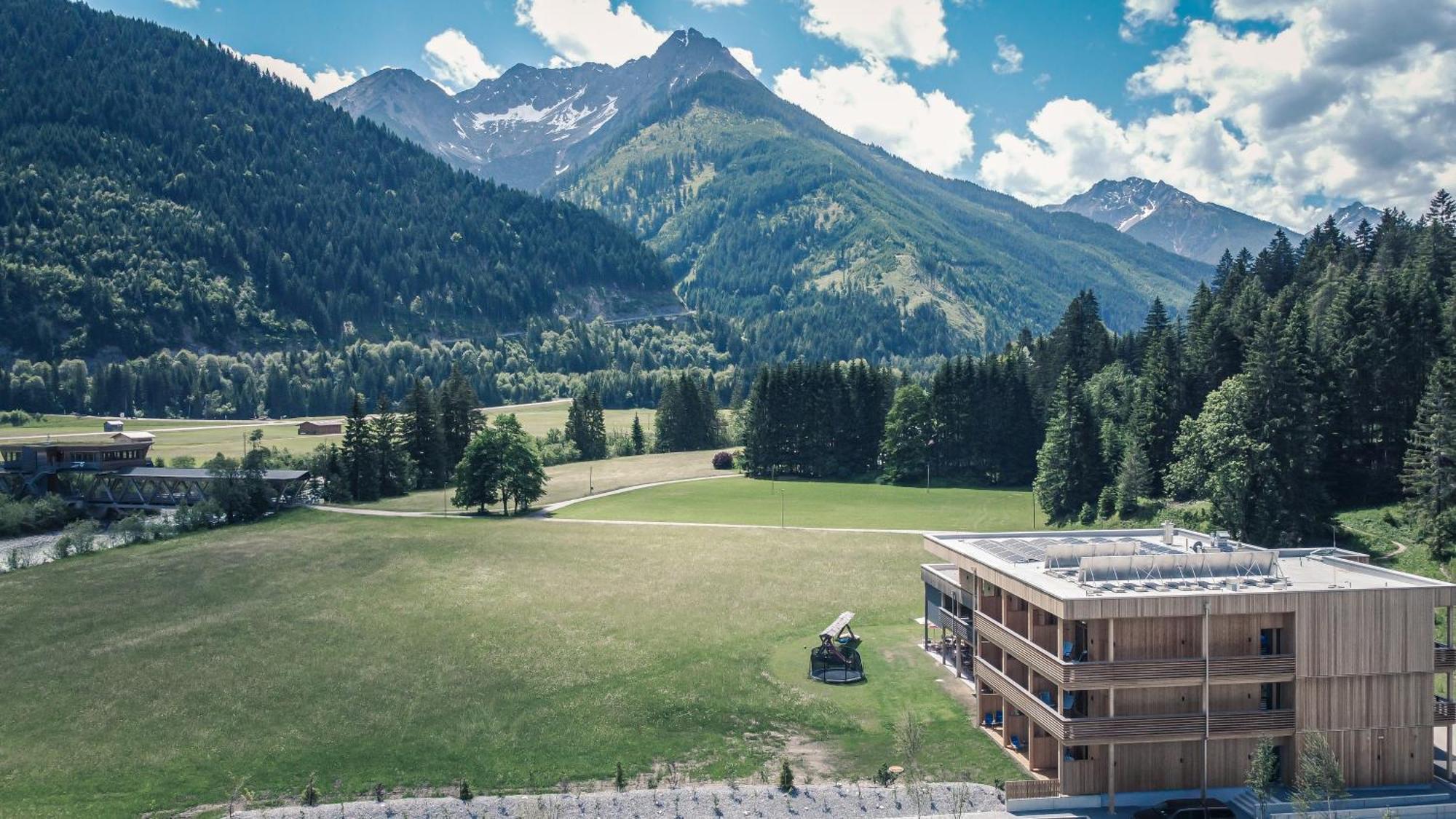 Boutique Hotel Lechzeit Elmen Экстерьер фото