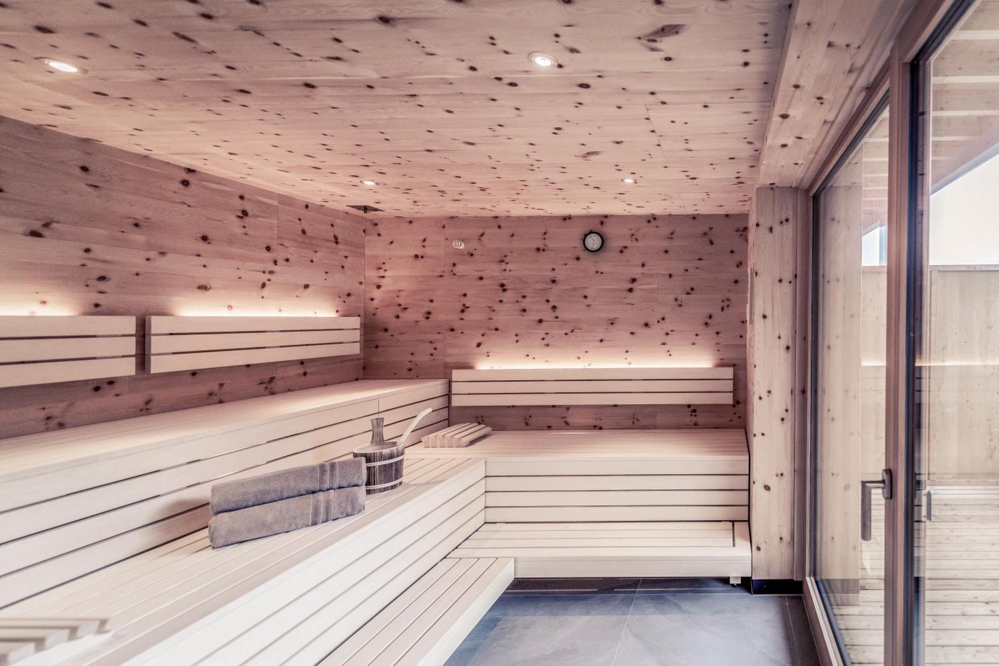 Boutique Hotel Lechzeit Elmen Экстерьер фото